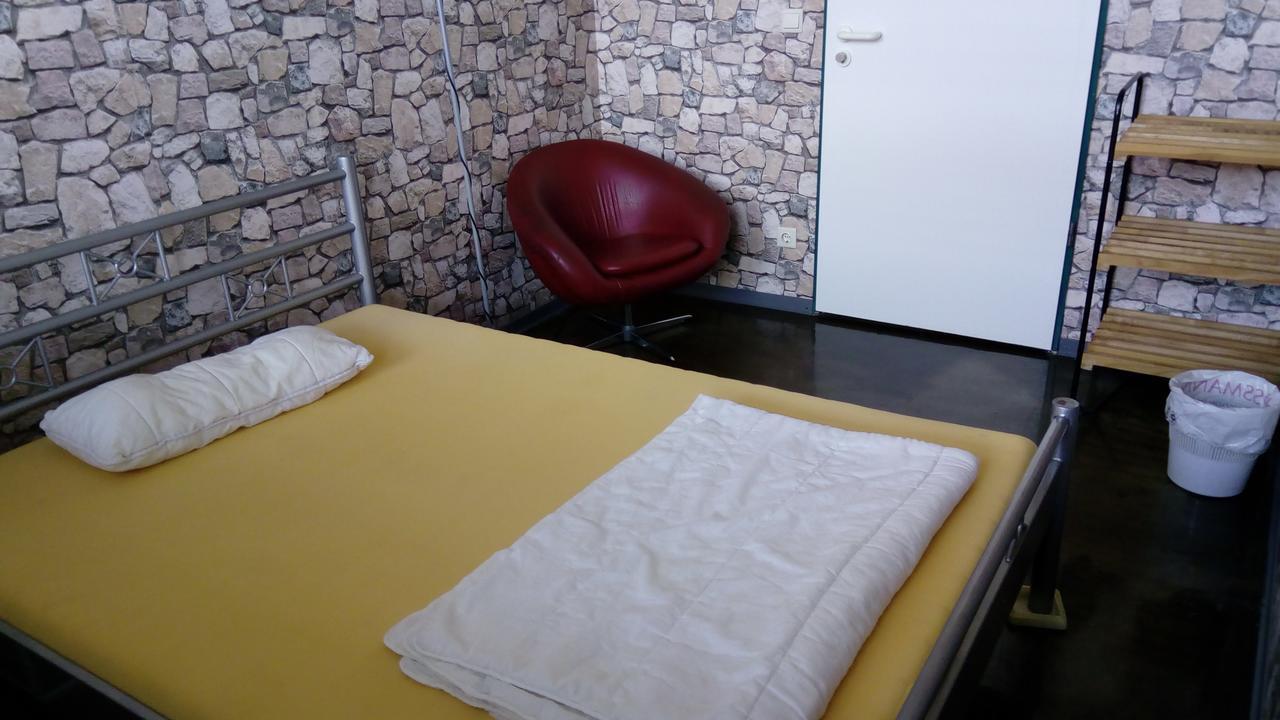 Penthouse Backpackers Vandrehjem Osnabrück Eksteriør billede